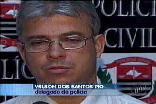 Quatro v&iacute;timas
