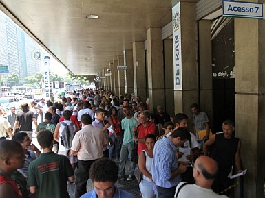 Explosões em bueiros não cessam!