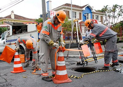 Explosões de bueiro em S. Paulo também